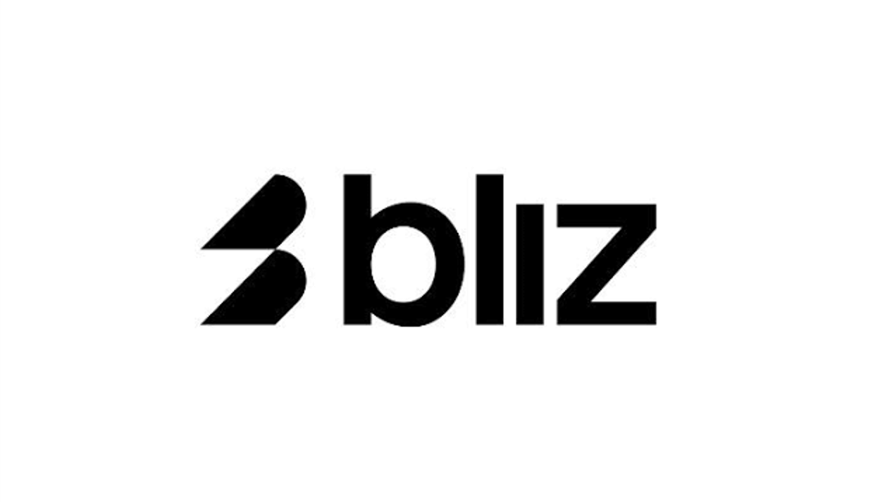 bliz Schwarz-weiße Wortmarke mit stilisiertem Blitzsymbol links und dem Schriftzug 'bliz' rechts.