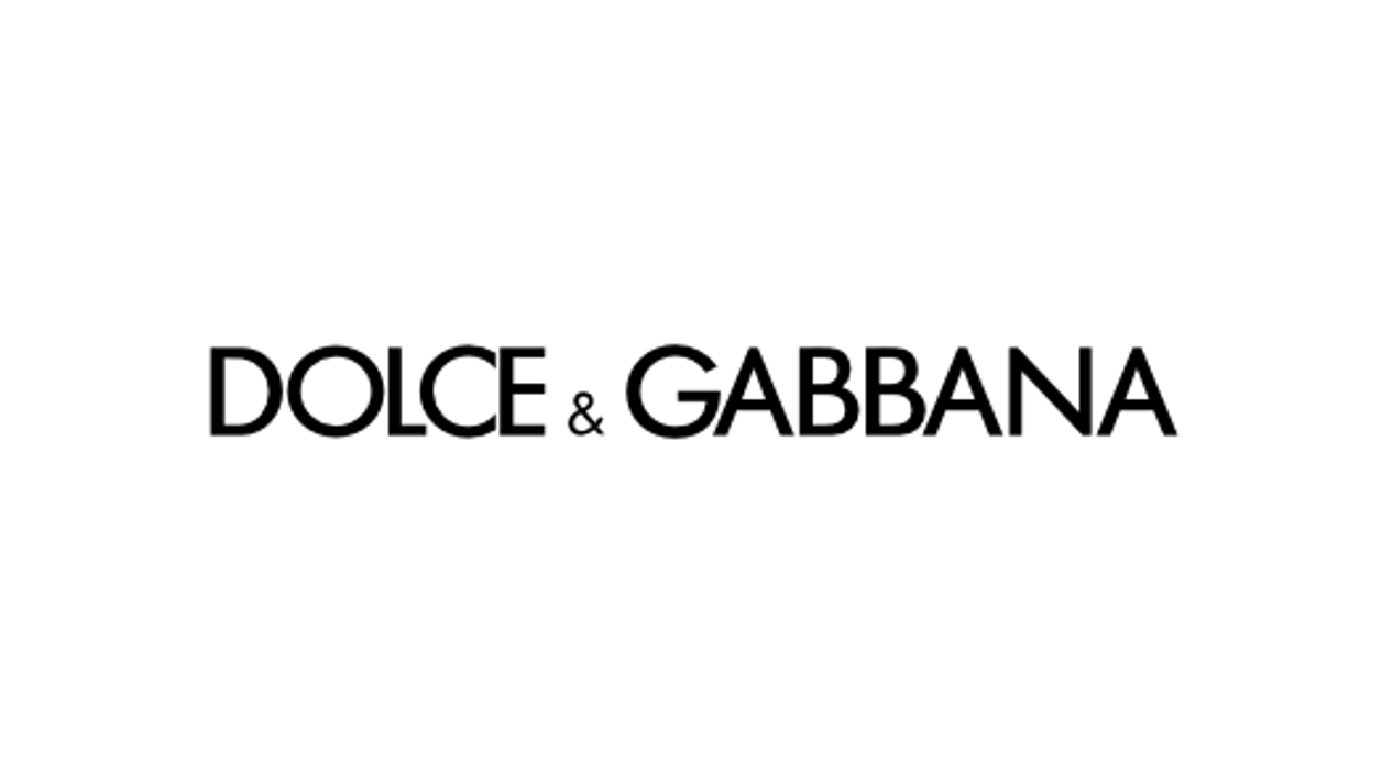 Dolce & Gabbana Schwarze Schrift mit dem Text 'DOLCE & GABBANA' auf weißem Hintergrund.